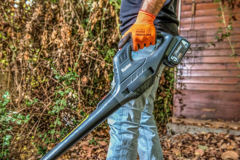 Hunter 102800-004 18V Cordless Leaf Blower with 1.5 Ah Battery